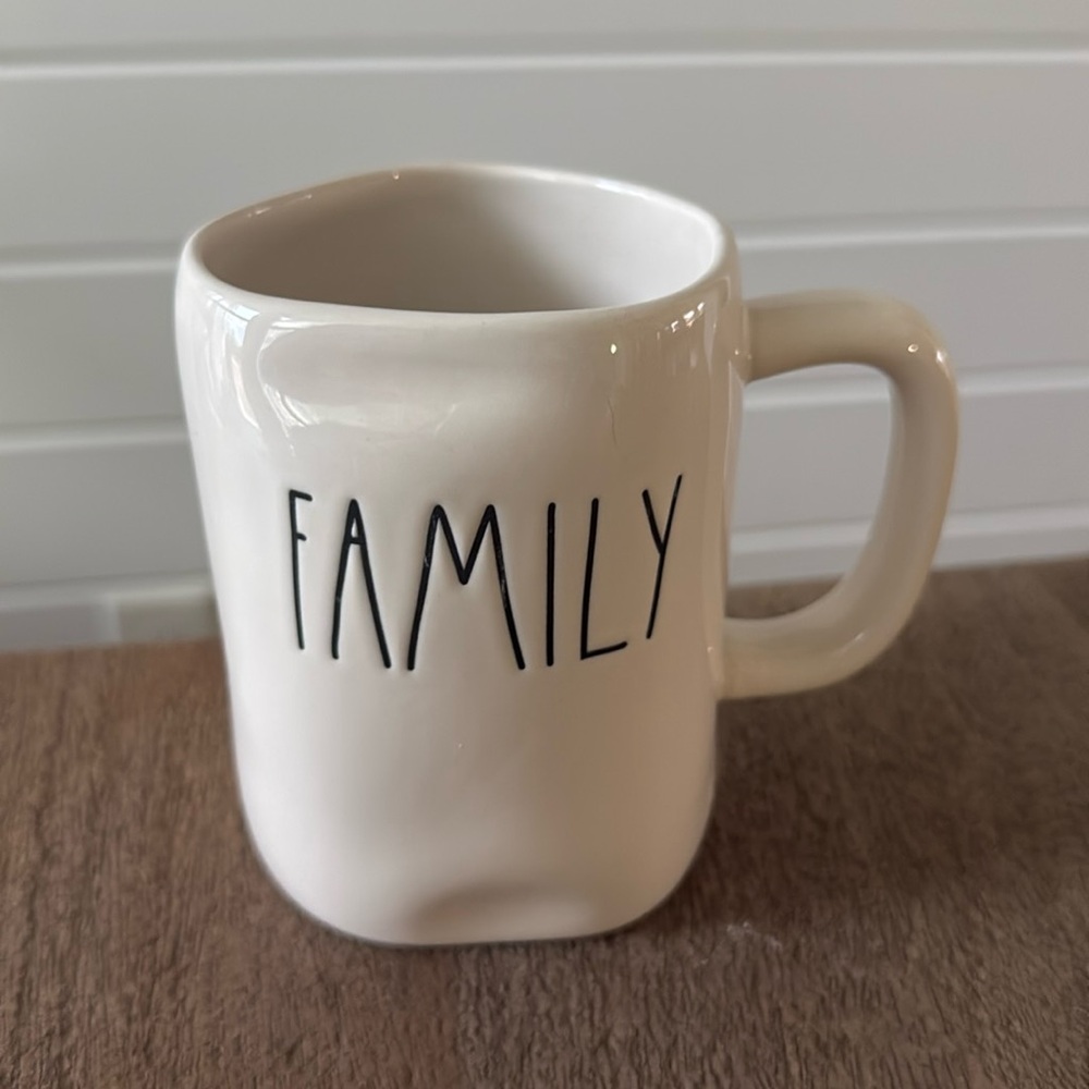 Rae Dunn “Family” Mug
